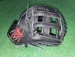 Load image into Gallery viewer, PRO Fielding Glove - Black/Red -11.5&quot;- H Web - RHT
