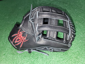 PRO Fielding Glove - Black/Red -11.5"- H Web - RHT