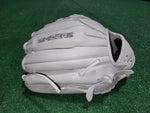 Load image into Gallery viewer, PRO Fielding Glove - White/Silver - 12.25&quot; - Basket Web - RHT
