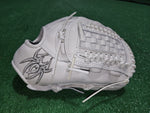 Load image into Gallery viewer, PRO Fielding Glove - White/Silver - 12.25&quot; - Basket Web - RHT
