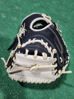 Load image into Gallery viewer, PRO Fielding Glove - Black/Bone - Catcher's - RHT
