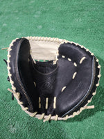 Load image into Gallery viewer, PRO Fielding Glove - Black/Bone - Catcher's - RHT
